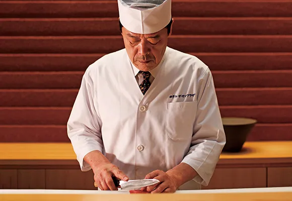 総料理長田中 了介
